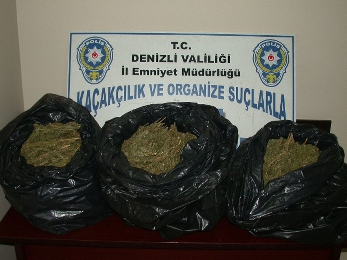 Denizli\'de 20 Kilogram Esrar Ele Geçirildi