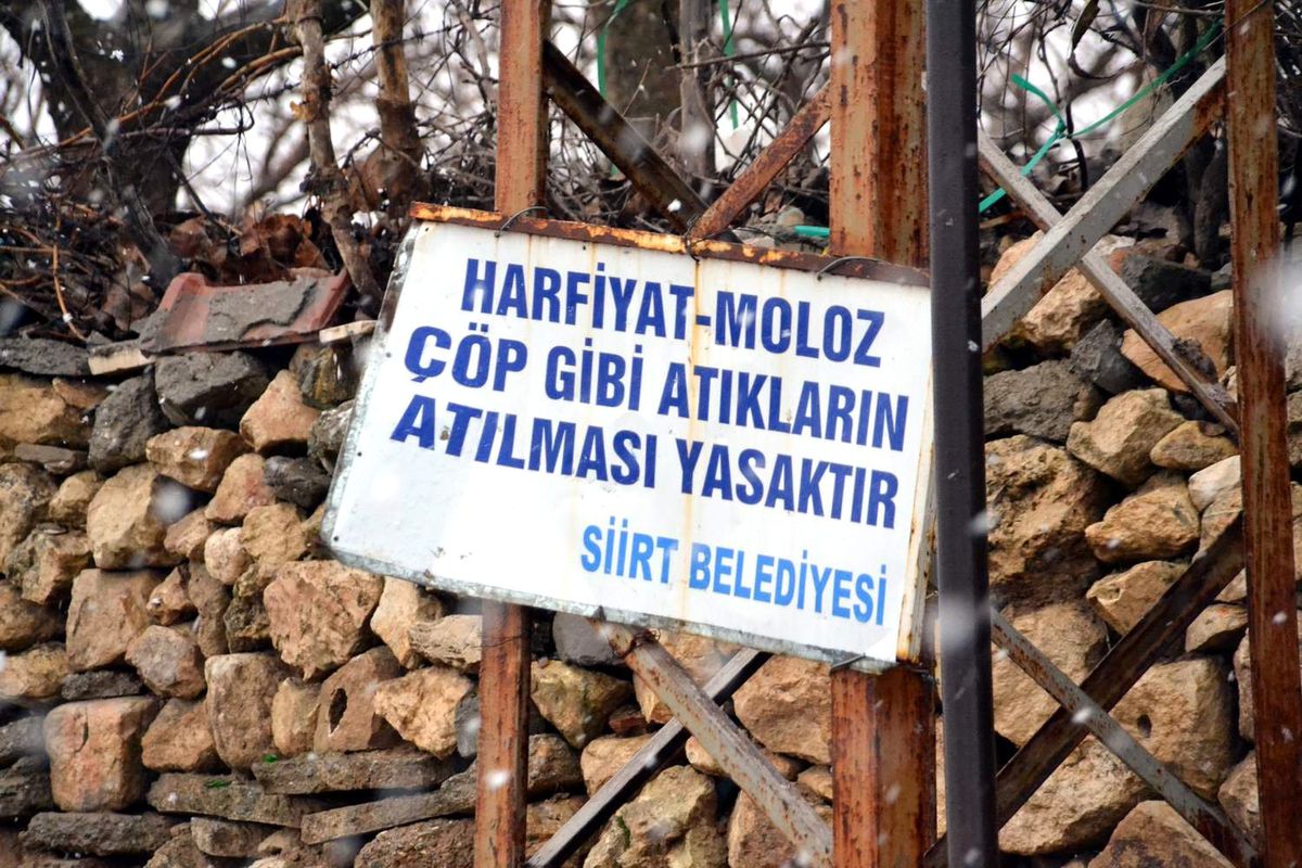 Dökülen Molozlara Tepki Sürüyor