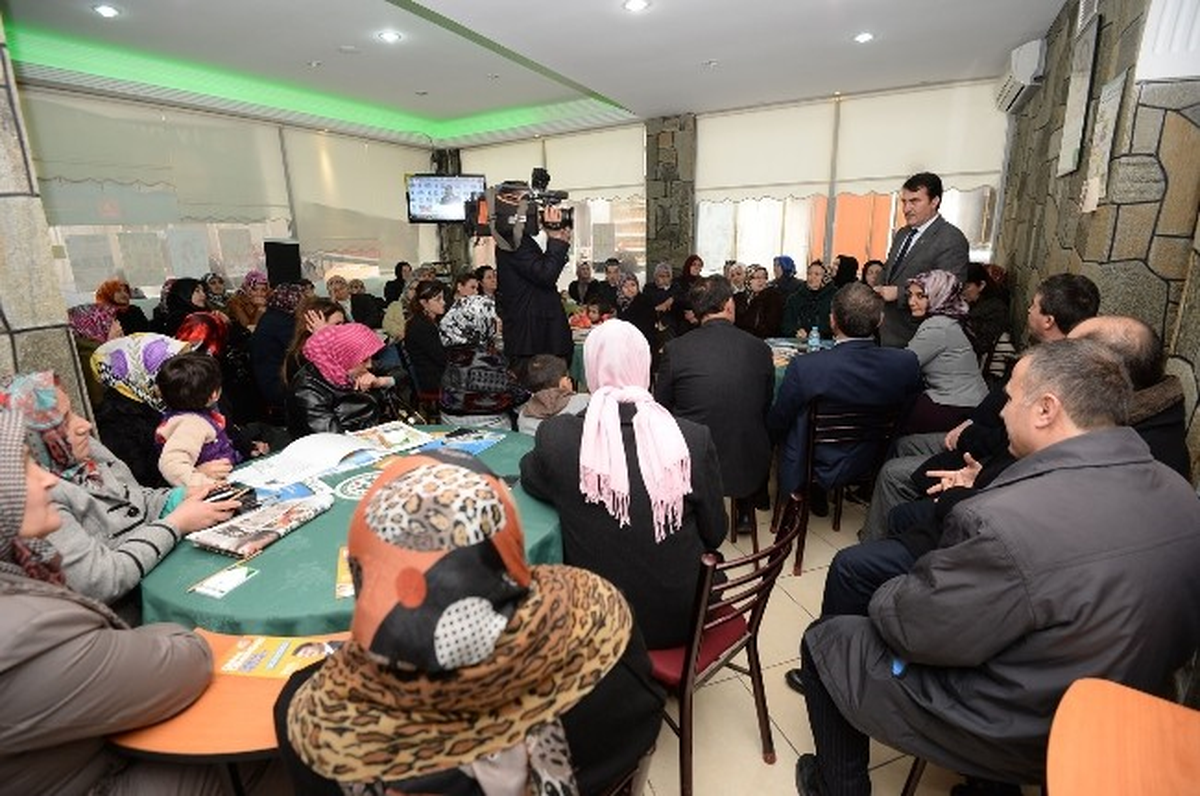 Dündar, Başaran Mahallesi Kadınlarıyla Bir Araya Geldi