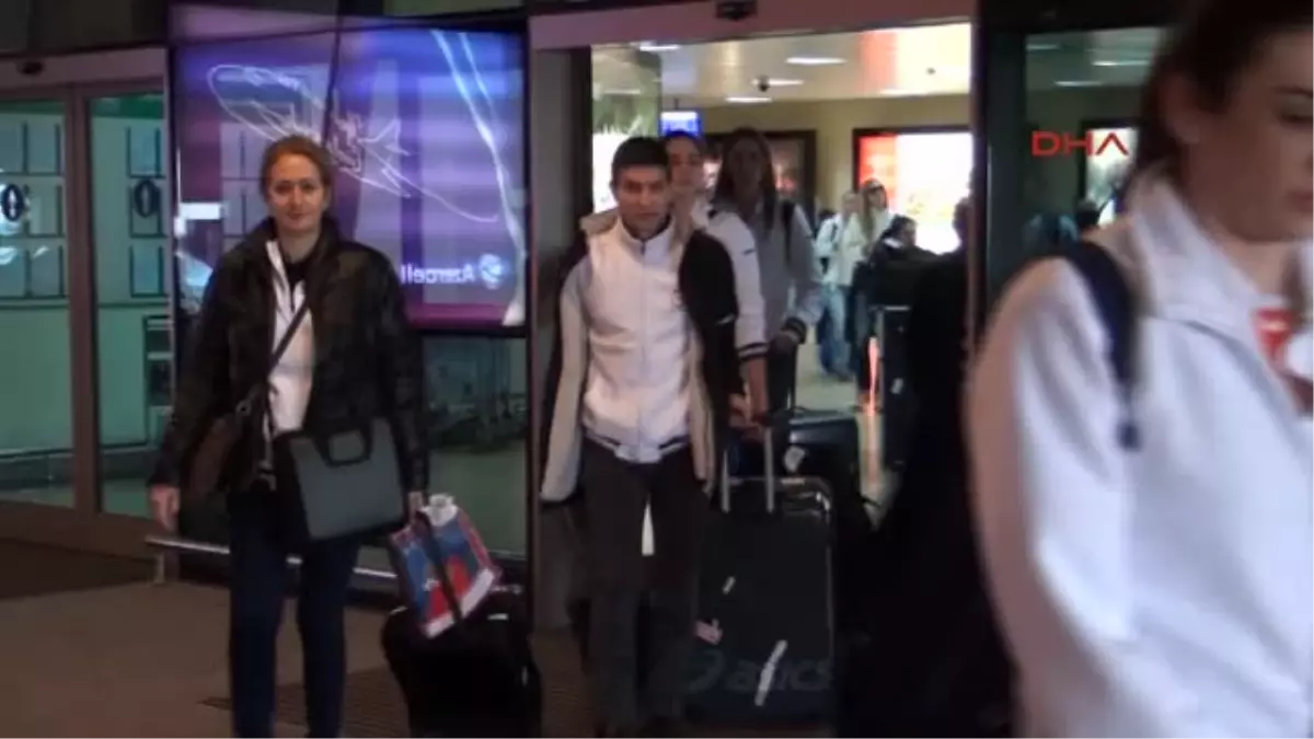 Eczacıbaşı Vitra Voleybol Takımı Bakü\'de