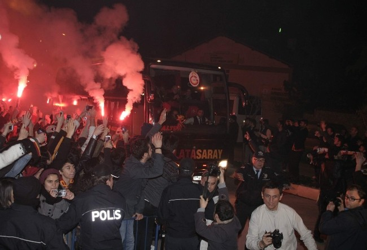 Galatasaray\'a Karabük\'te Coşkulu Karşılama