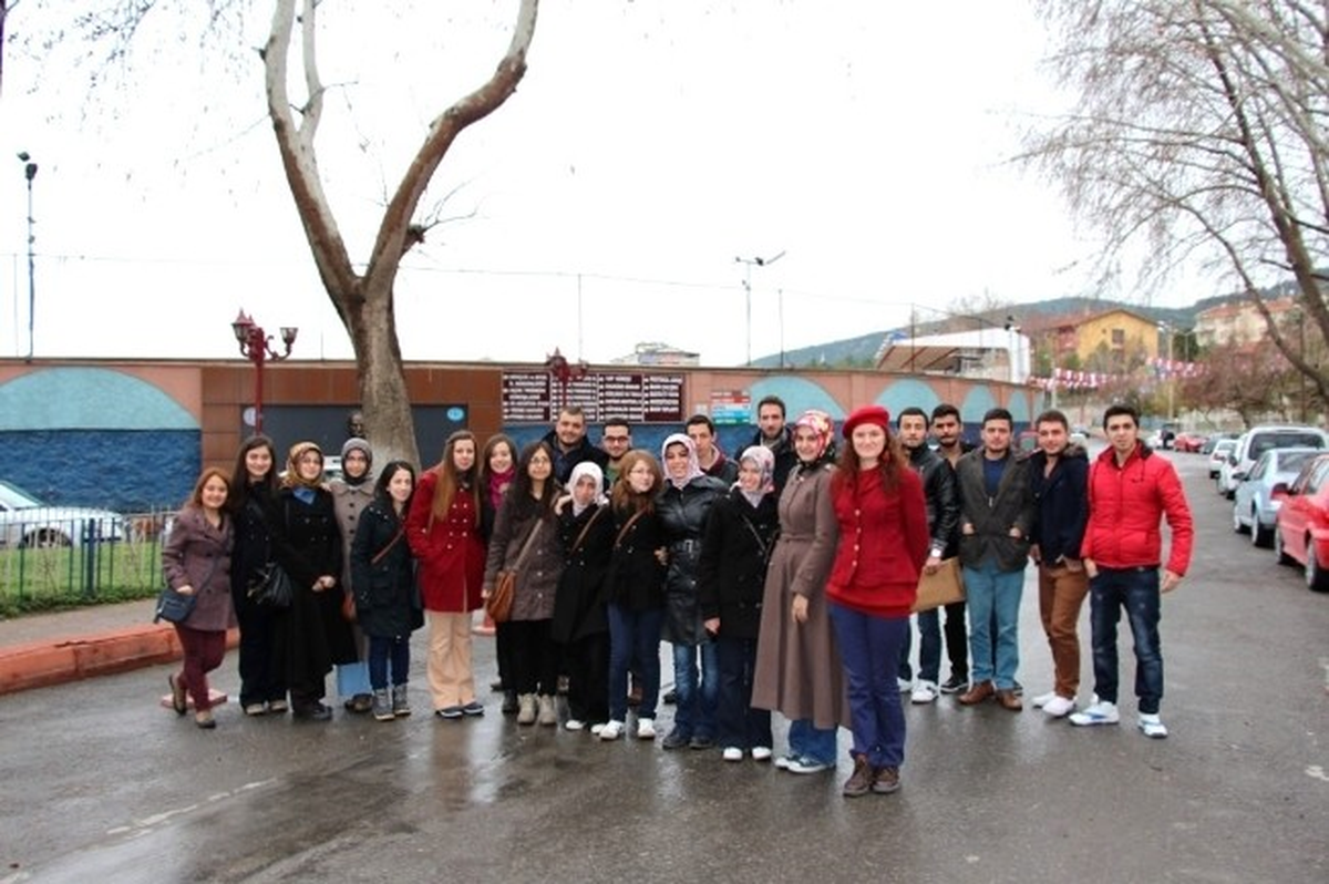 Gediz Myo Öğrencileri Kütahya\'nın Tarihi Mekanlarını Gezdi