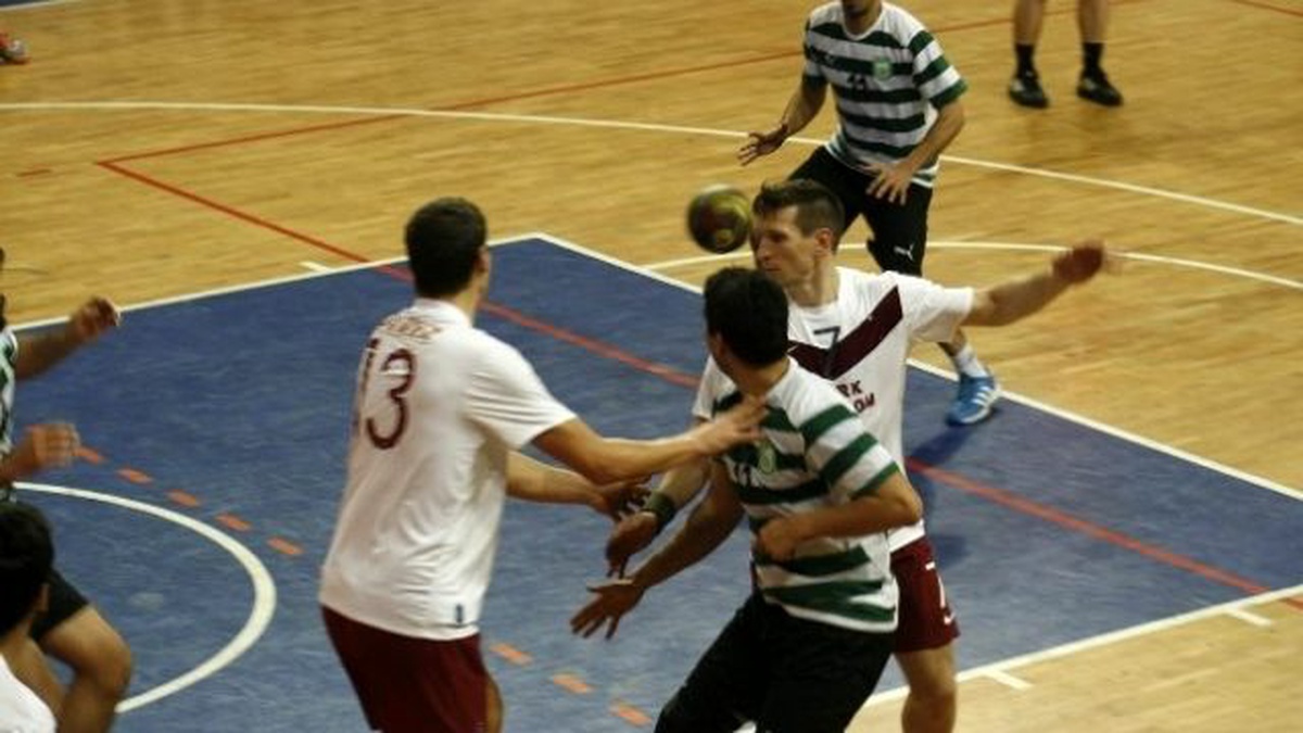 Trabzonspor Hentbol Takımı, Gençlerle Mağlup Etti