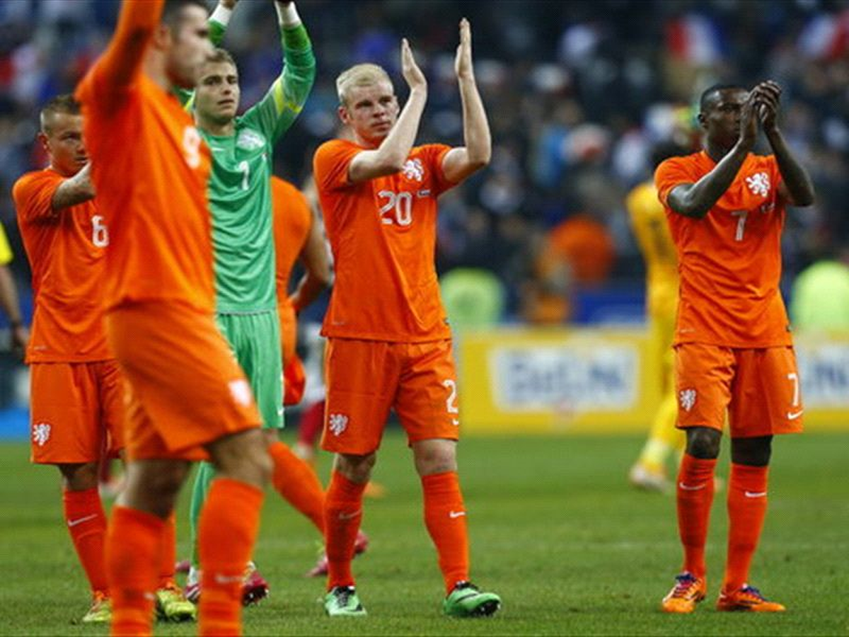 Hollanda FIFA\'da İlk 10 Dışında
