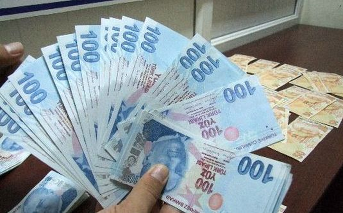 İzmir\'de Sahte Para Operasyonu