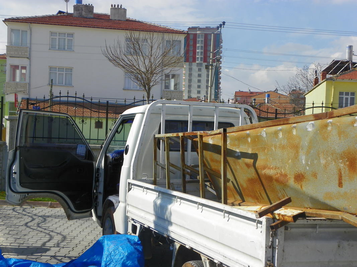Kulu\'da Demir Çalan 2 Kişi Yakalandı
