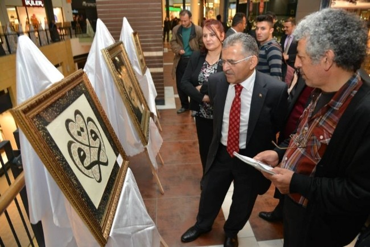 Melikgazi Belediye Başkanı Memduh Büyükkılıç Erciyes Sanat Derneği Üyeleri ile Birlikte