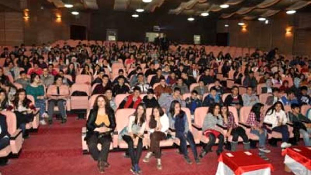 Mesleki Yönelim, İş Arama Becerileri Ve Girişimcilik Eğitimi