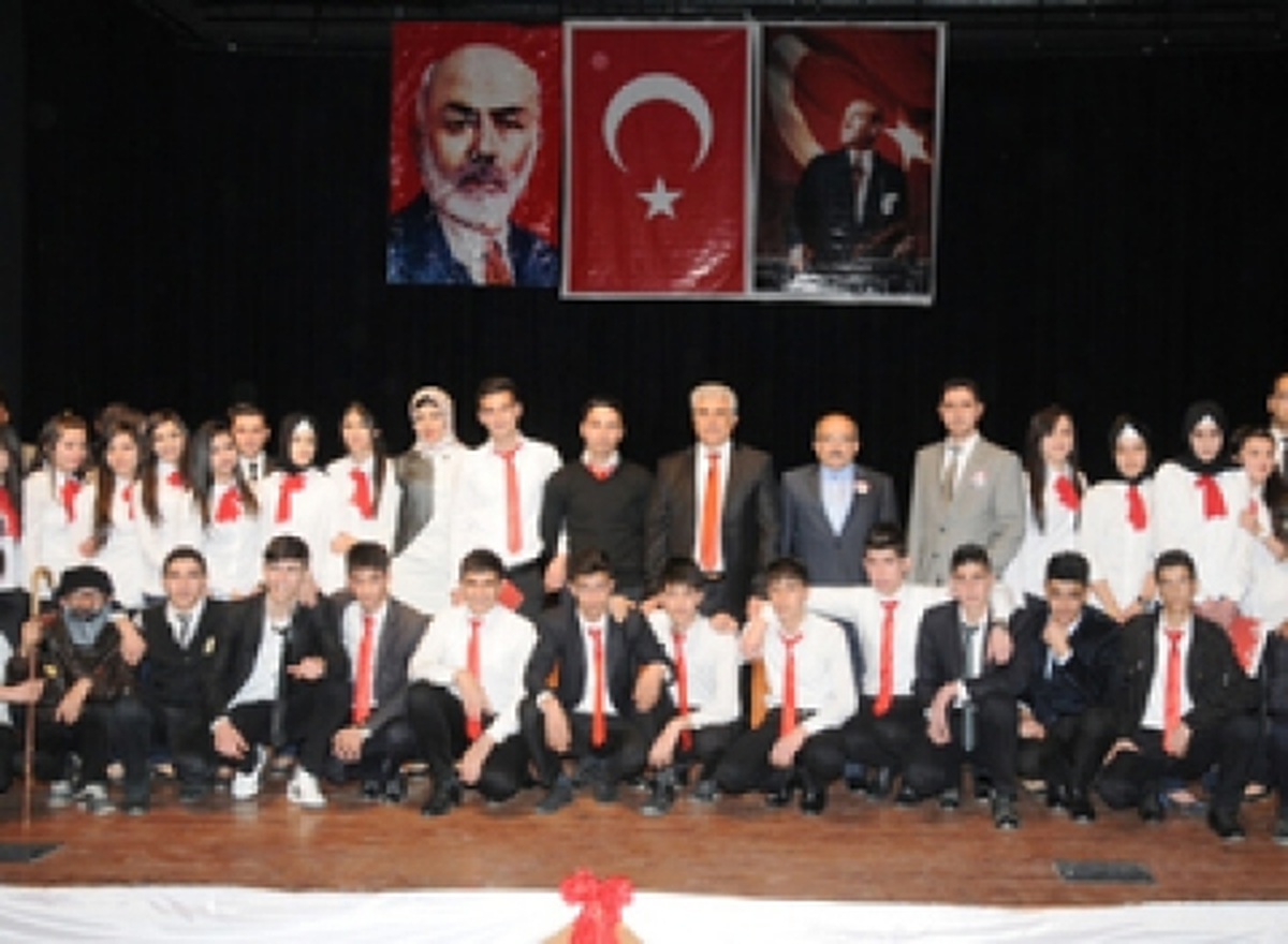 Milli Şair Mehmet Akif Ersoy Batman\'da Anıldı