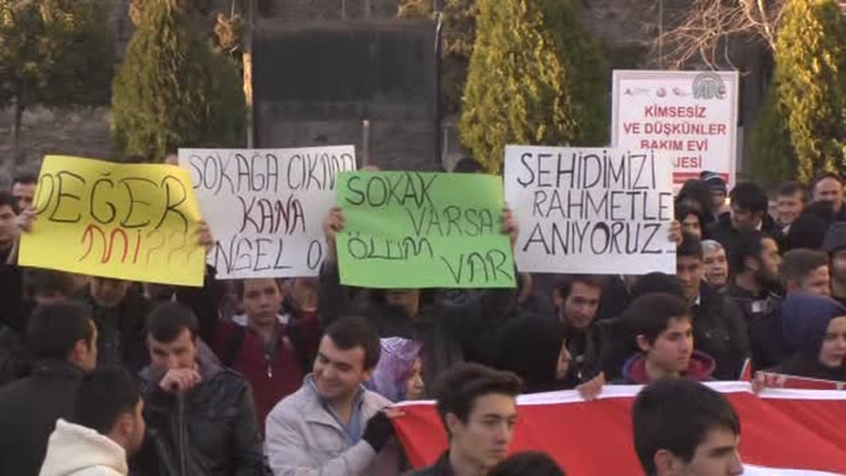 Şehit Polis Ahmet Küçüktağ İçin Anma Yürüyüşü