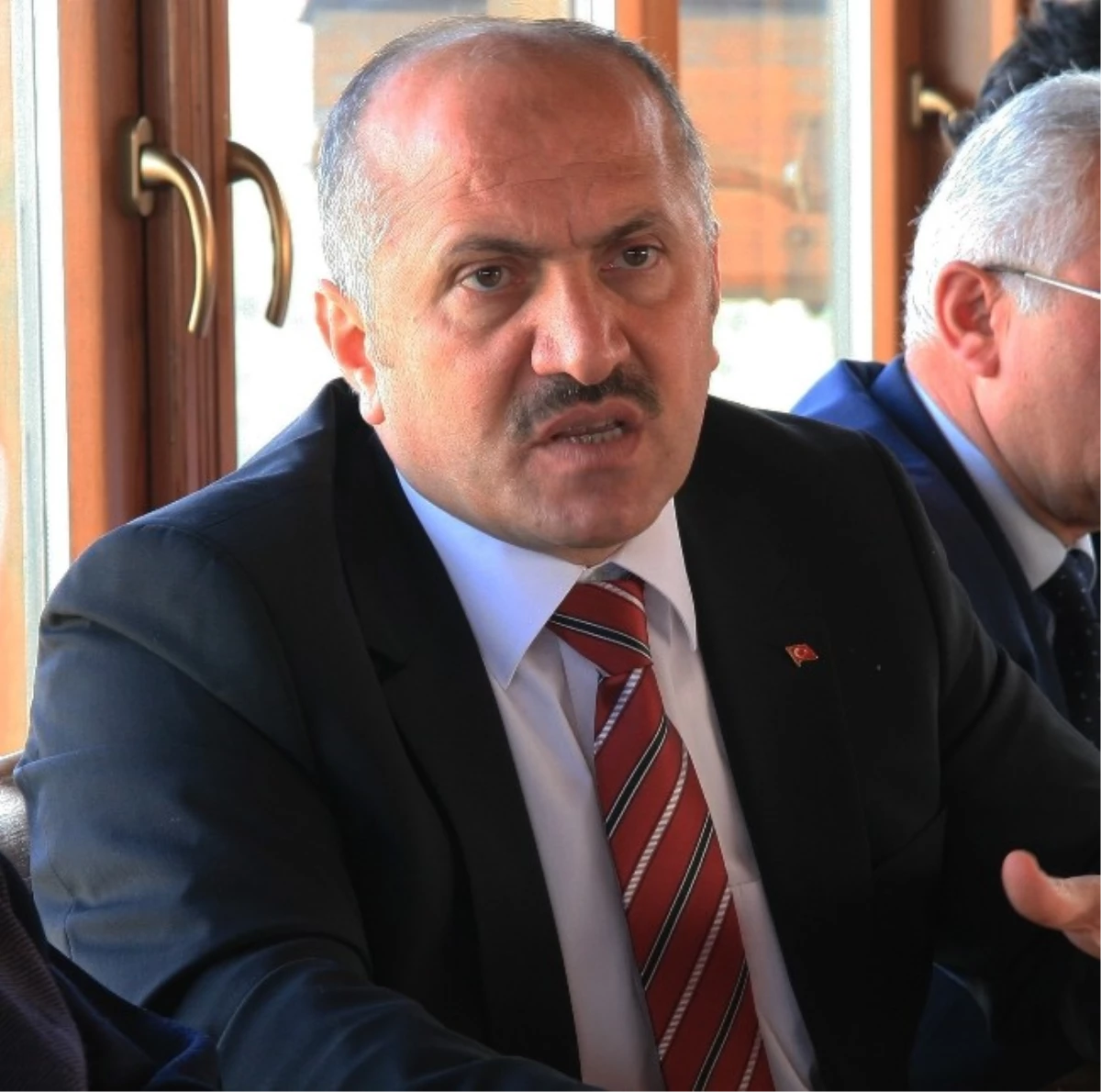 Saadet Partili Çayeli Belediye Başkan Adayı Dünya Liderlerinden Aldığı Mesajları Okudu