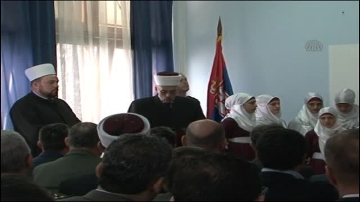 Sırbistan\'da, Müslüman askerler için mescit -