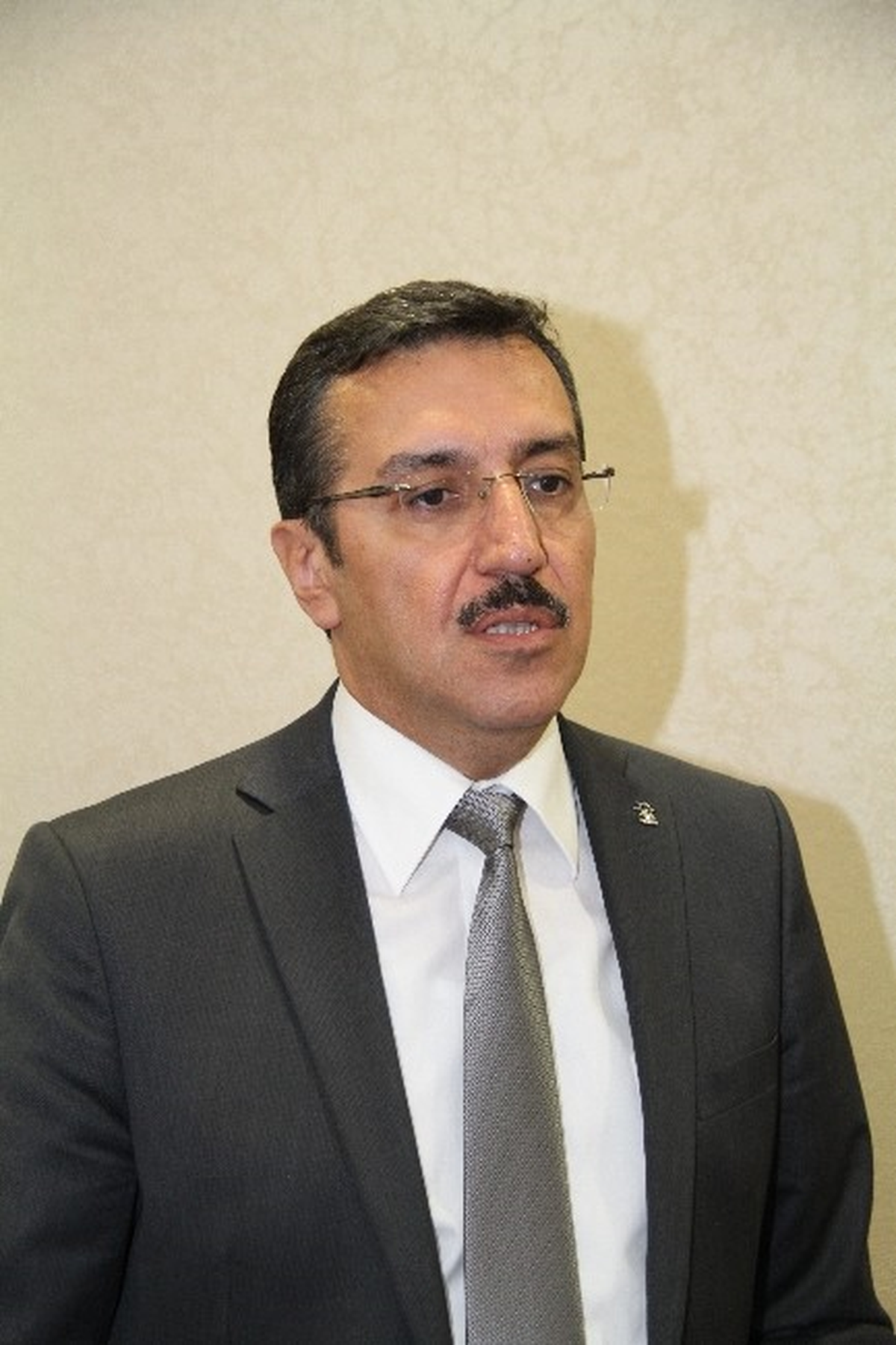 Tüfenkci: "Malatya\'yı Sevmek Lafla Değil, İcraatlarla Olur"