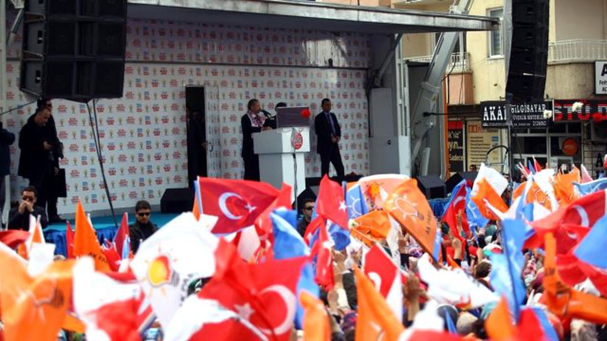 AK Parti\'nin Batman Mitingi