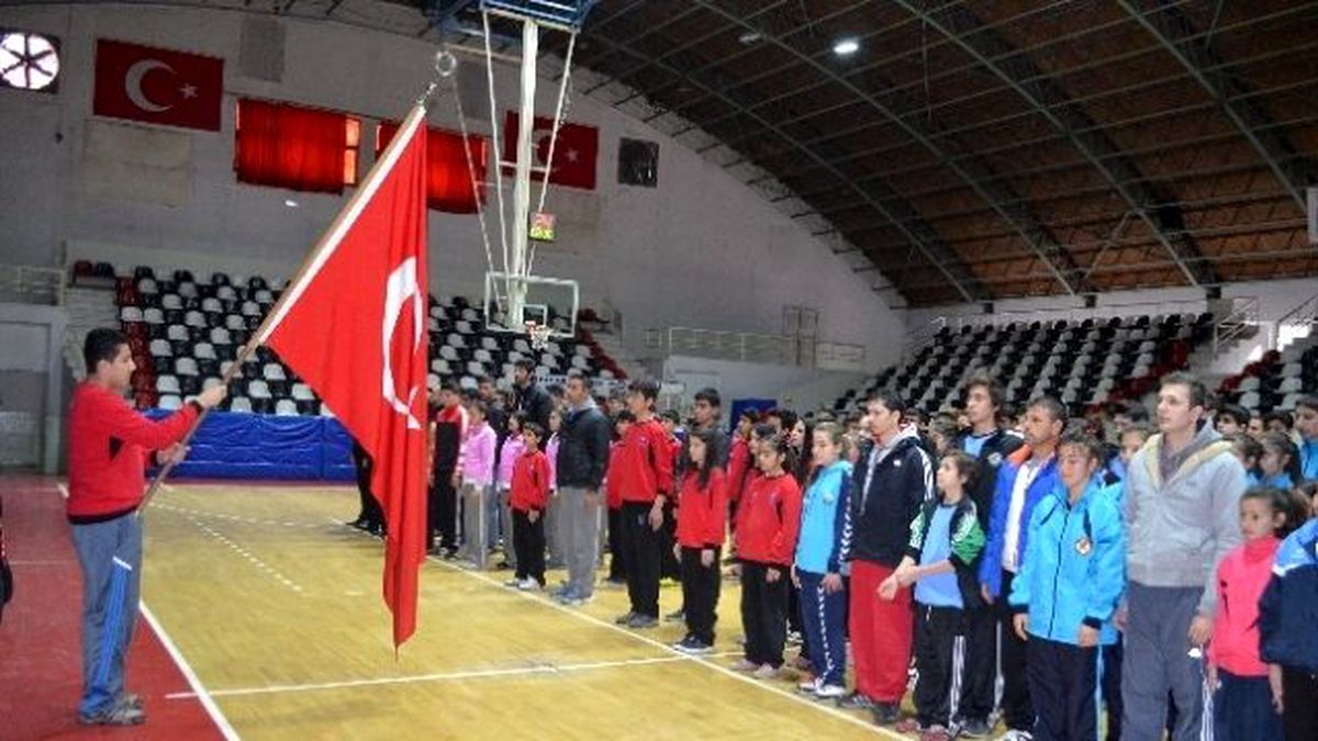 Anadolu Yıldızları Basketbol Yarı Final Müsabakaları