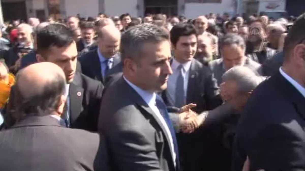 Arınç: \'\'Çok şeyler yapacaklar ama yapmıyorlar" -