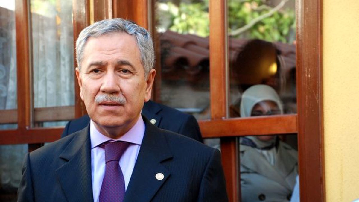 Arınç: Güzel Gören, Güzel Düşünür