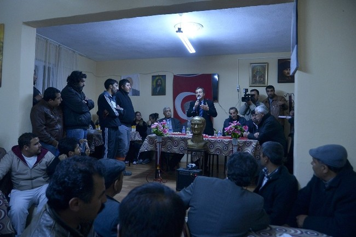 Tepebaşı Belediye Başkanı Ataç\'tan Romanlar\'a Ziyaret