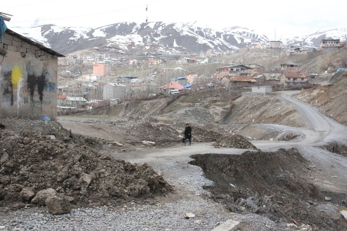 Bağlar Mahallesi Yolu Çöktü