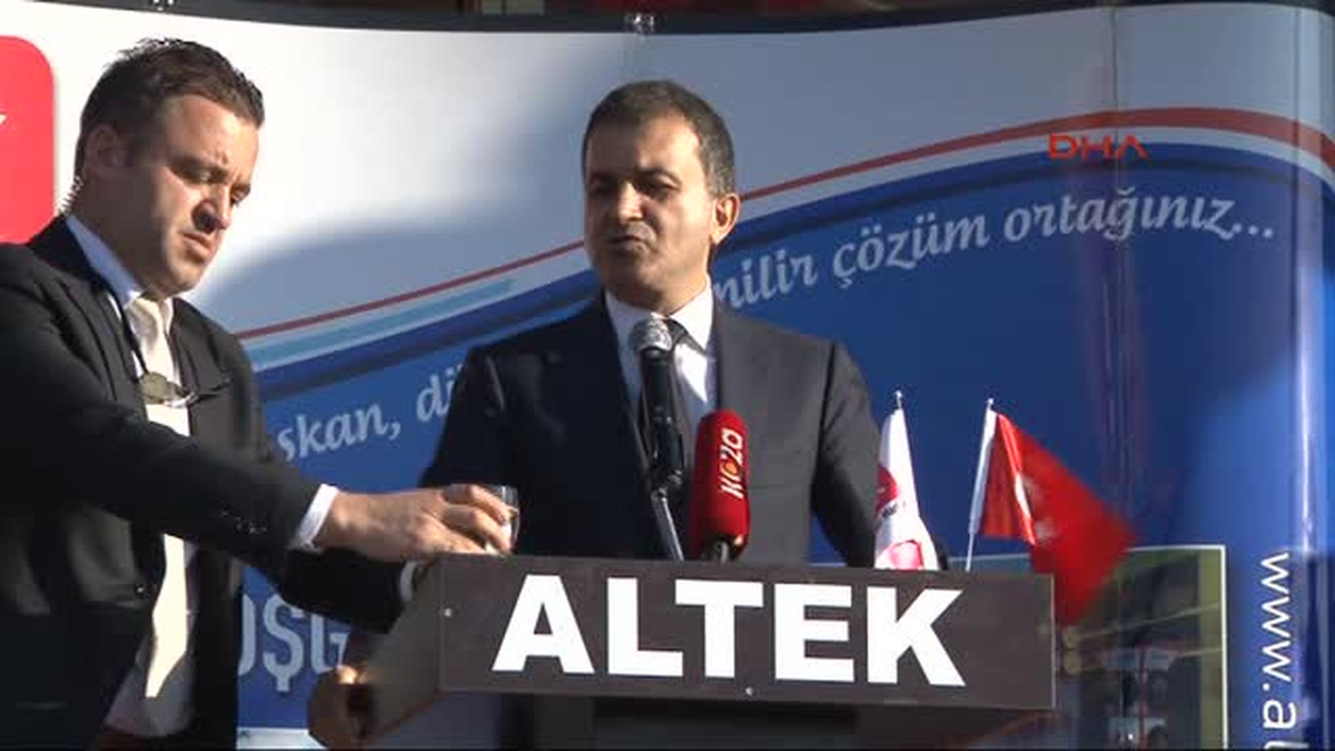 Bakan Çelik: Demokrasi Olmadan Ekonomi Büyümüyor