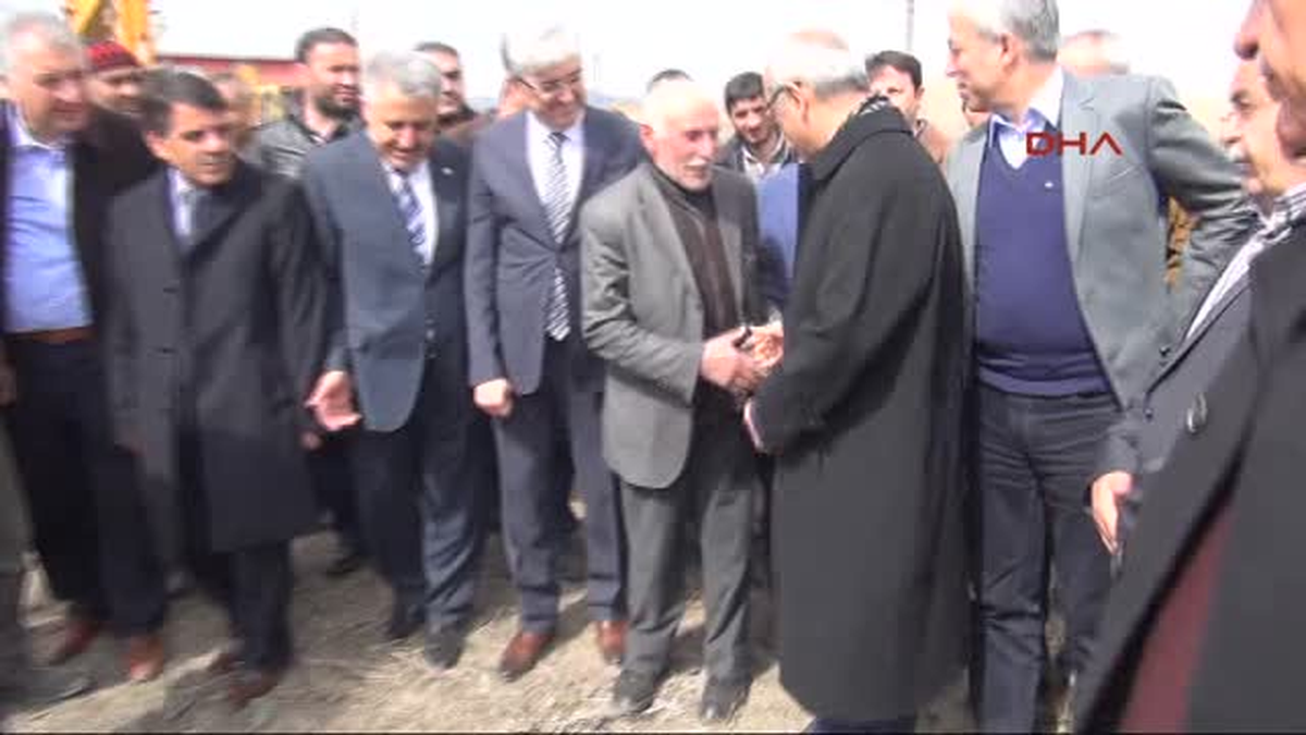 Bakan Elvan Twitter ve Facebook Mesajları Arşivlenmiyor