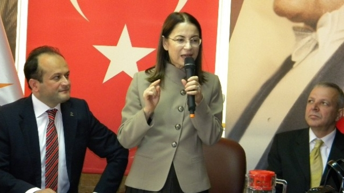 Bakan İslam: \'\'Çok büyük bir darbe kalkışması var\'\' -
