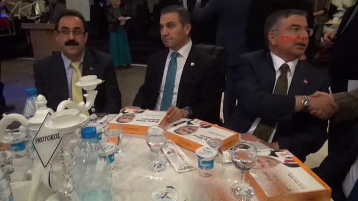 AK Partililer Fotoğraf Yarışına Girdi