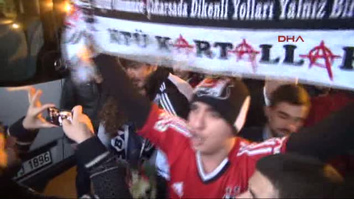 Beşiktaş Trabzon\'a Geldi