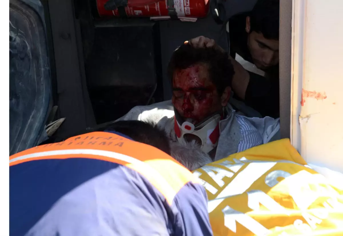 Beton Mikseri Devrildi: 1 Yaralı