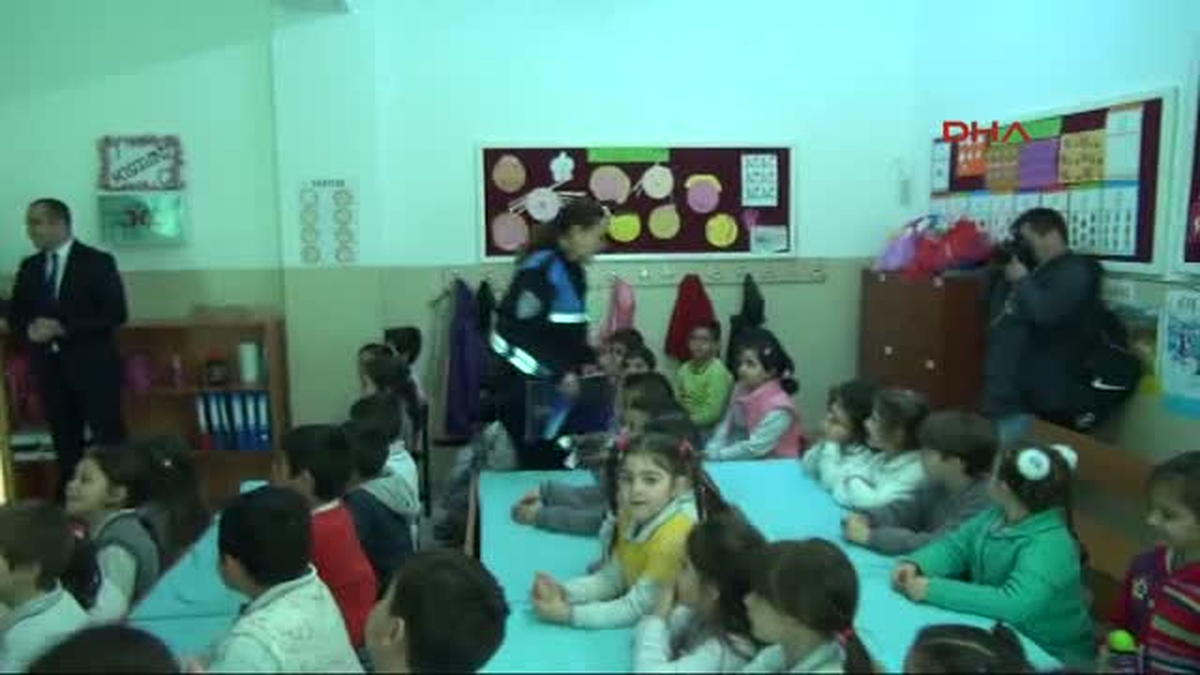 Bodrum\'da Polis Kaçtı, İlkokul Öğrencileri Kovaladı