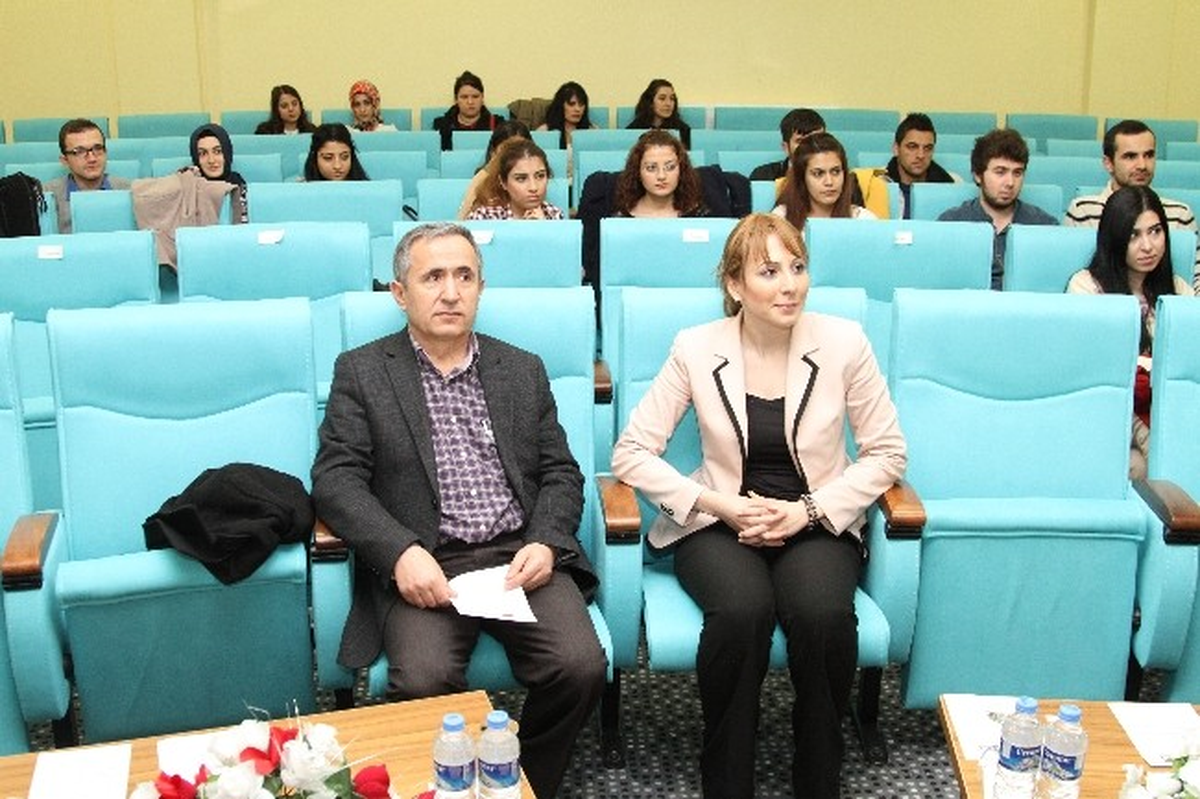 Bozok Üniversitesinden Öğrencilerine Kariyer Eğitimi Verildi