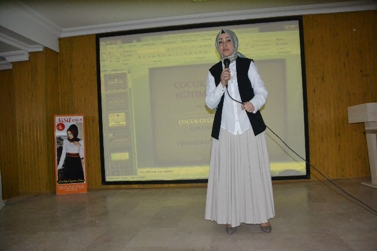 Çorlu Müftülüğünde Çocuk Gelişimi Konferansı