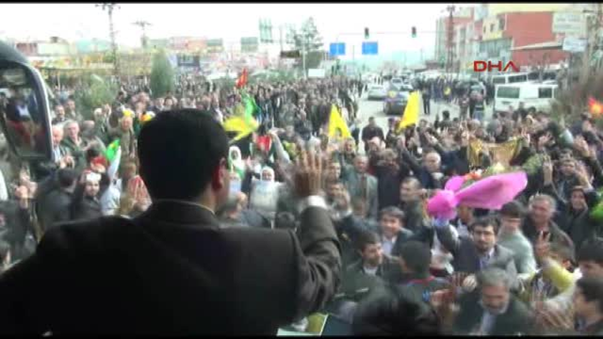Demirtaş : Bir Gencin Daha Yaşamını Yitirmesi Acıdır