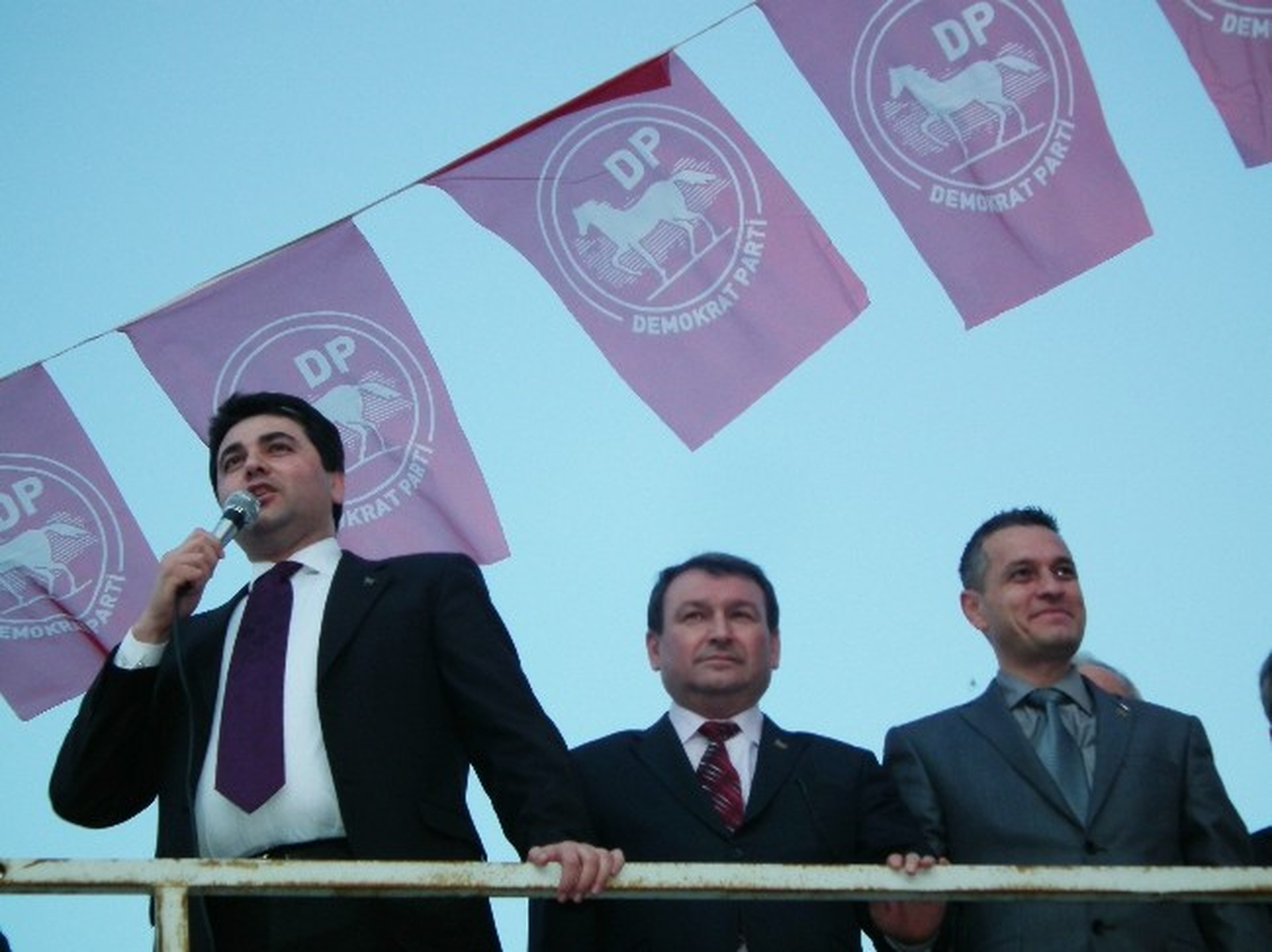 DP Genel Başkanı Uysal: "Demokrat Parti Var, Çare Var Türkiye\'m"