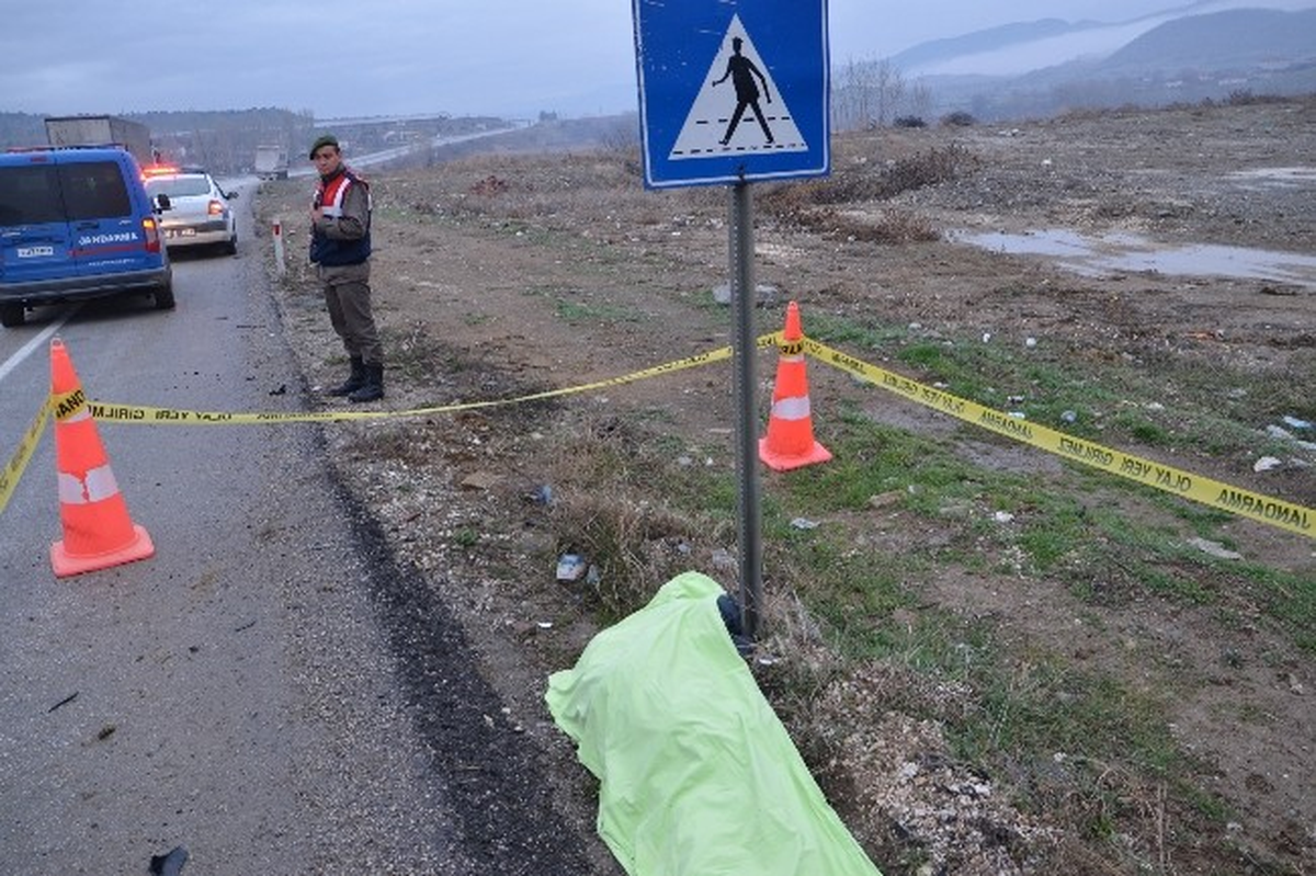 Düzeltme) Tosya D-100\'de Trafik Kazasında 1 Kişi Öldü