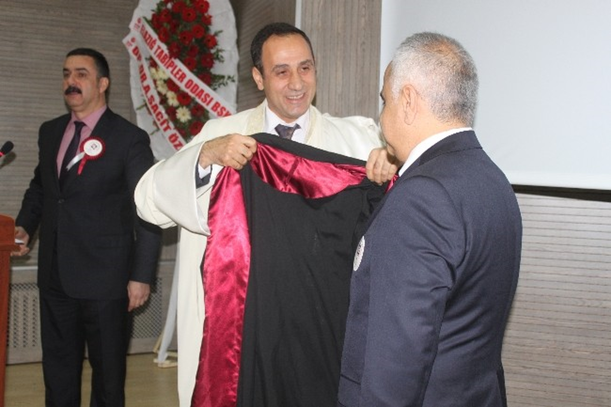 Fırat Üniversitesi Tıp Fakültesinde Tıp Bayramı Kutlandı