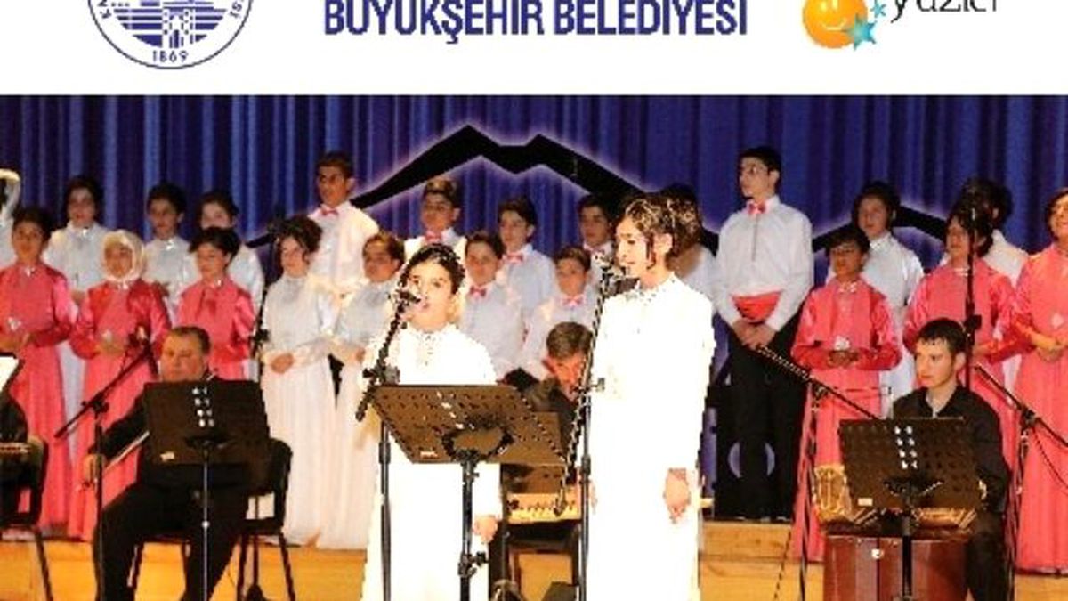Gülen Yüzler\'den Vefa Gecesi