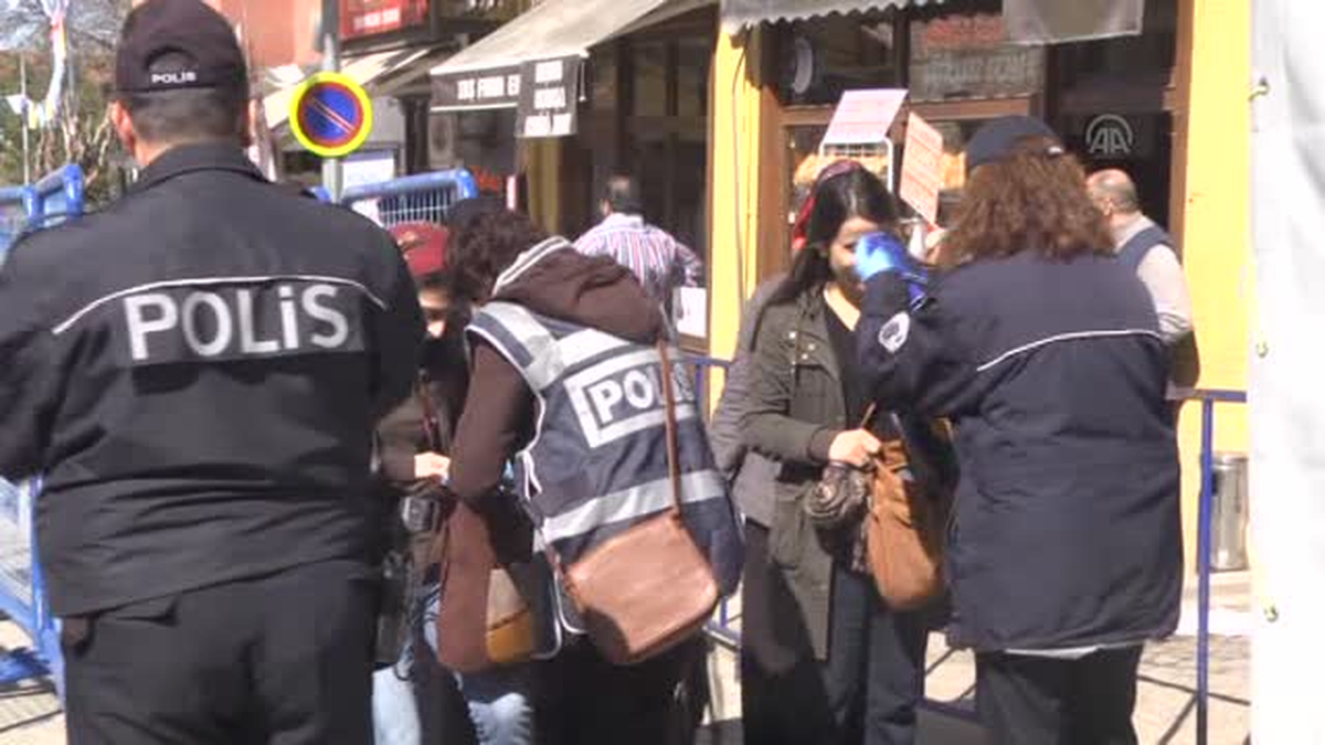 HDP Genel Başkan Yardımcısı Kürkçü, Eskişehir\'de