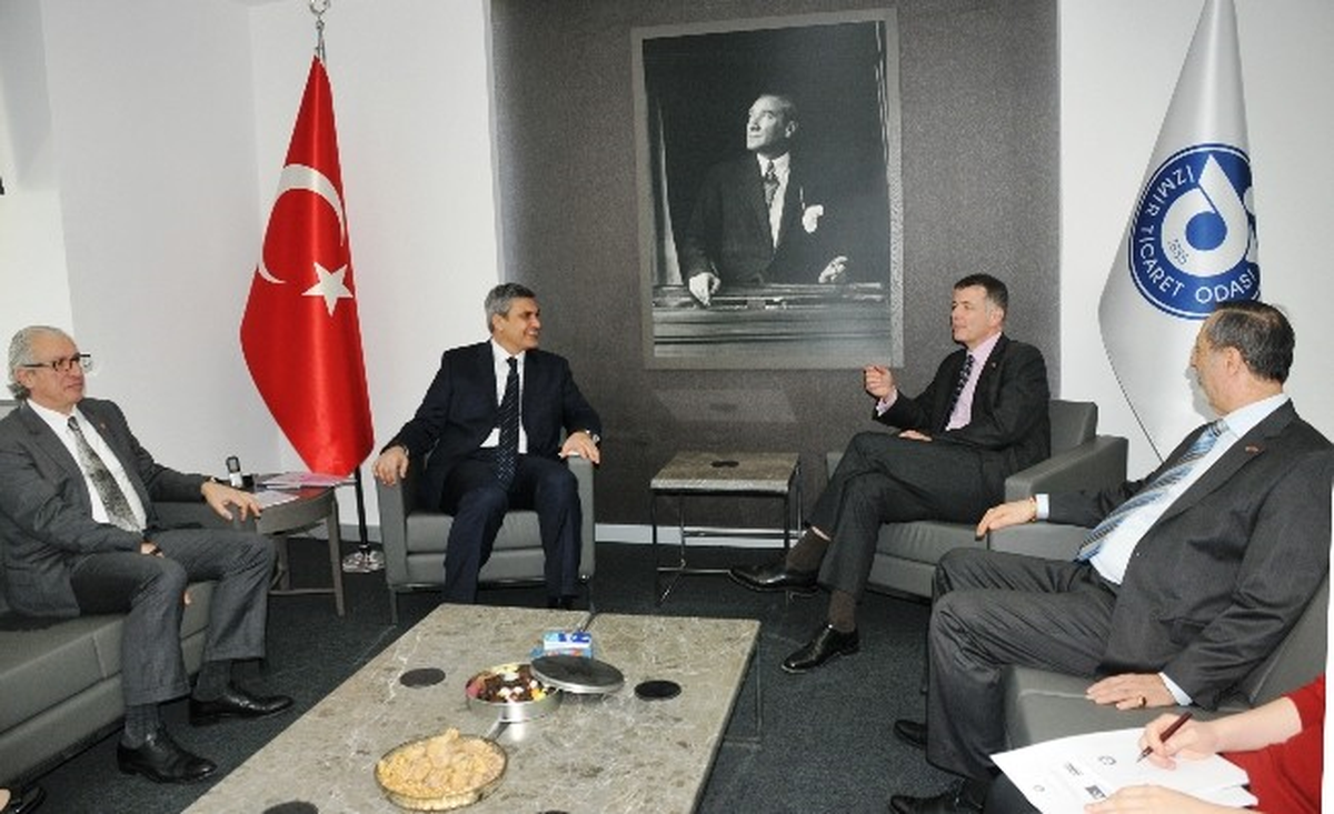 İngiltere Ankara Büyükelçisi İzmir Ticaret Odasını Ziyaret Etti