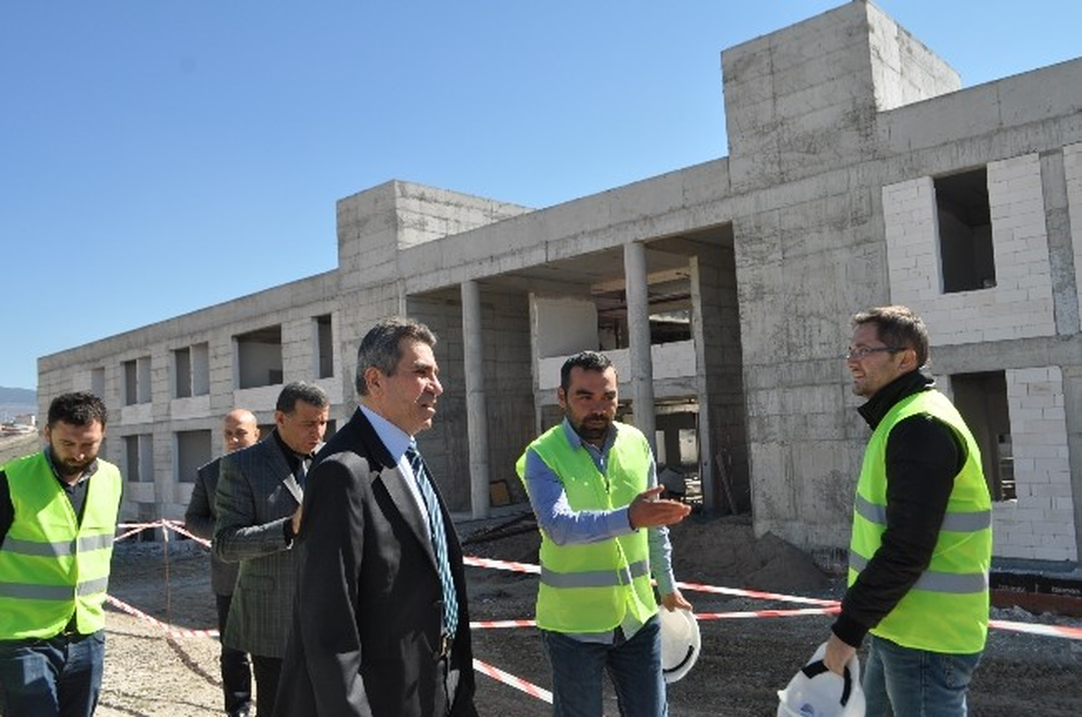 Kaymakam Sezgin: "Dün Bizi Eleştirenler Bugün Ne Diyecekler"