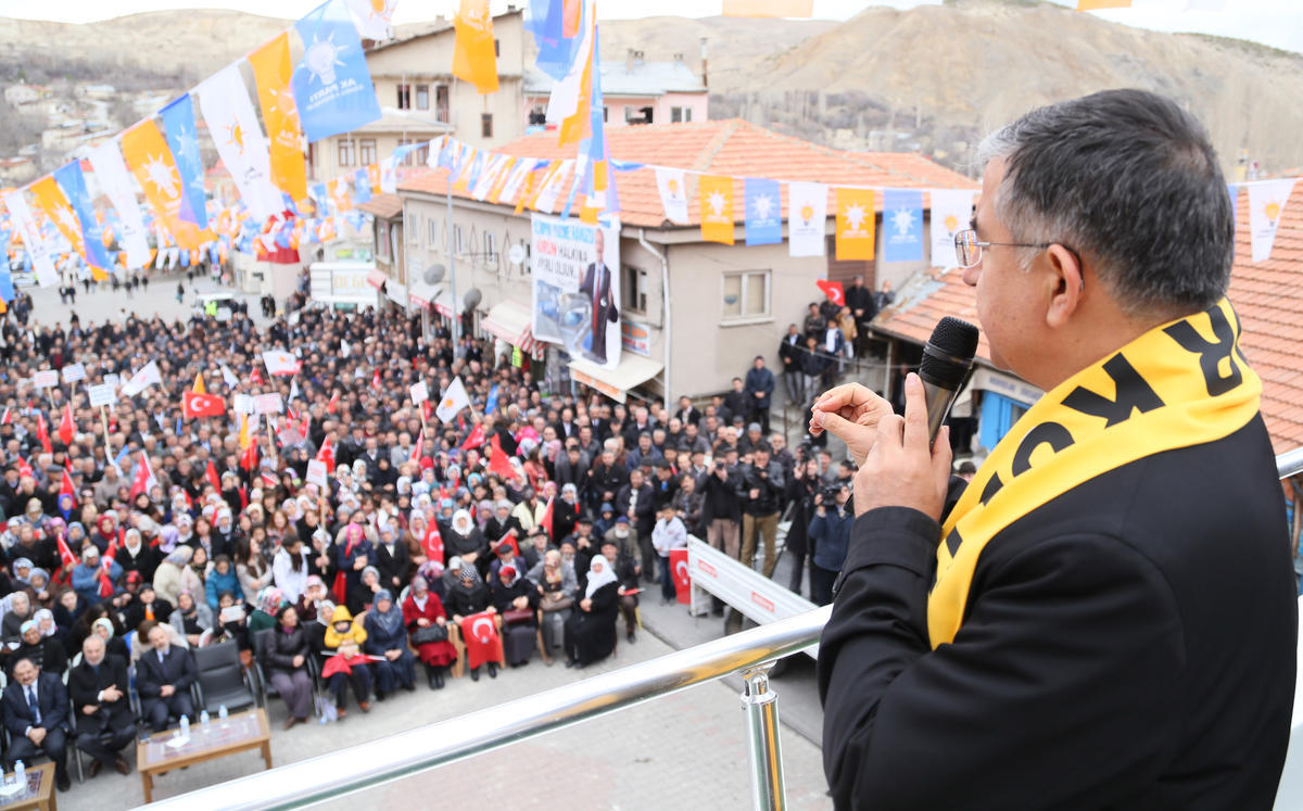 Milli Savunma Bakanı Yılmaz, Sivas\'ta