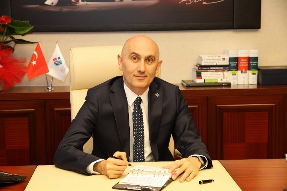 Rektör Yılmaz\'dan 14 Mart Tıp Bayramı Mesajı