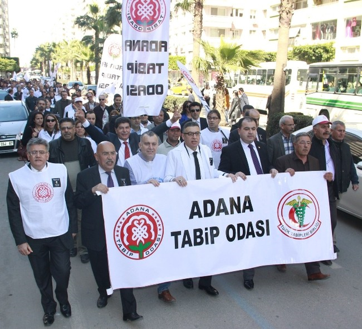 Sağlık Çalışanları Grevde