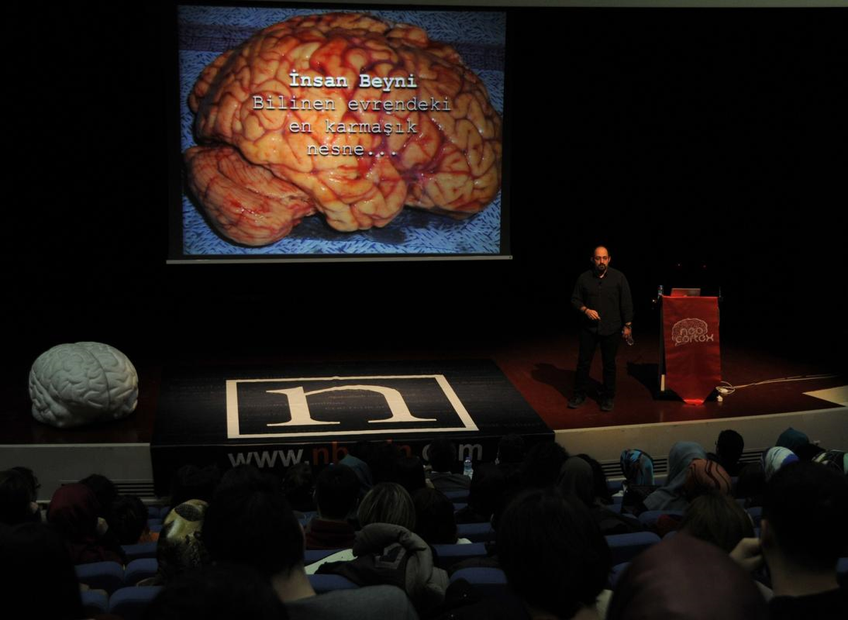 Selçuk Üniversitesinde Neocortex Tıp Festivali