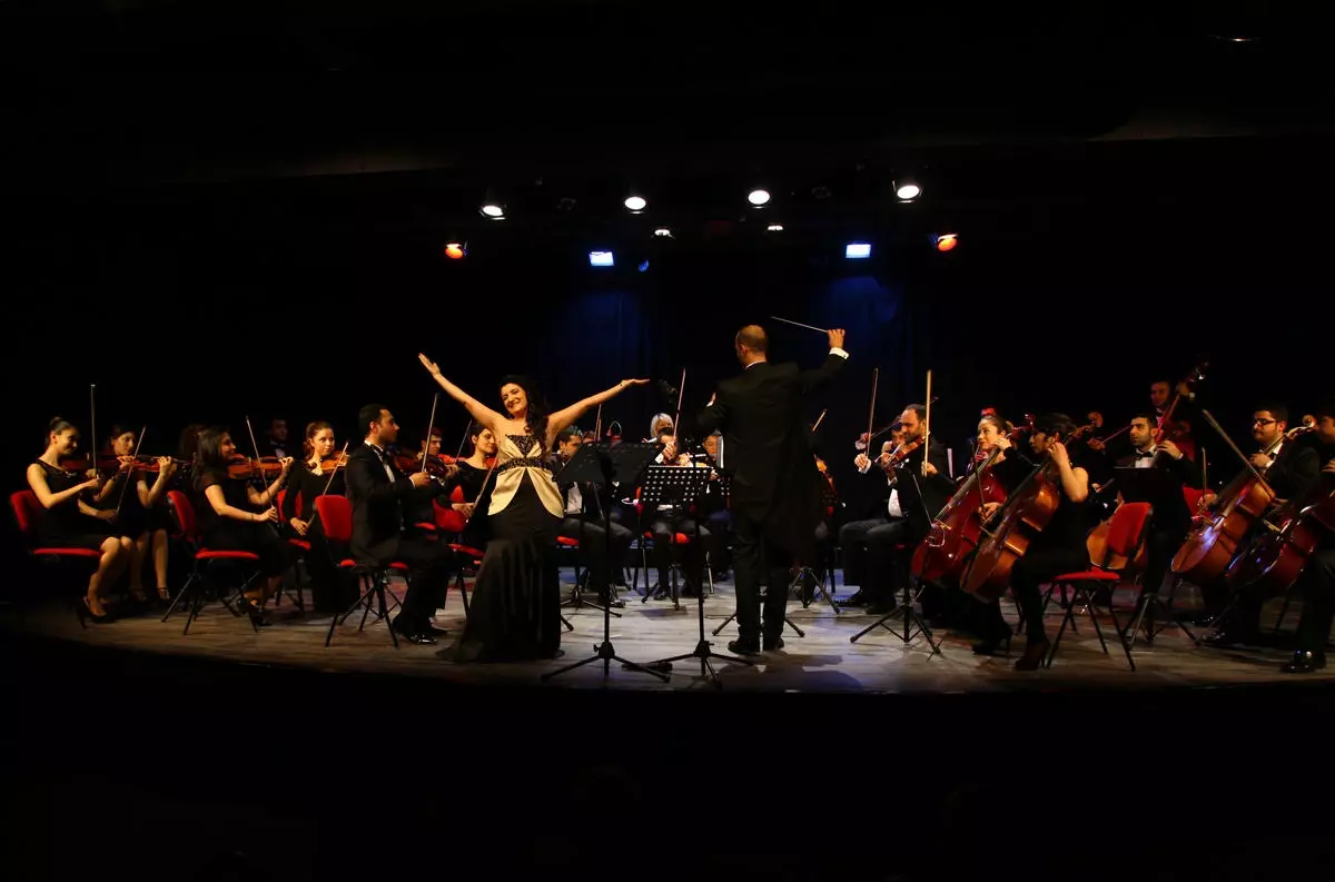 Soprano Çakar Mardin\'de Konser Verecek