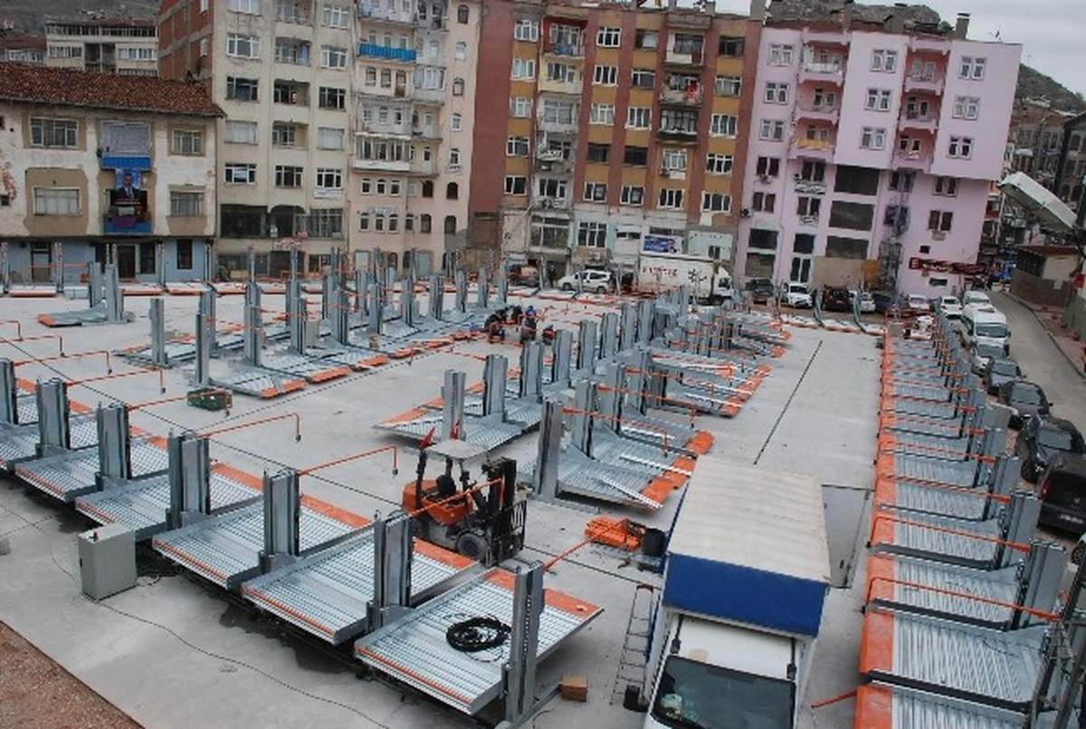 Tokat\'a 300 Araçlık Asansörlü Otopark