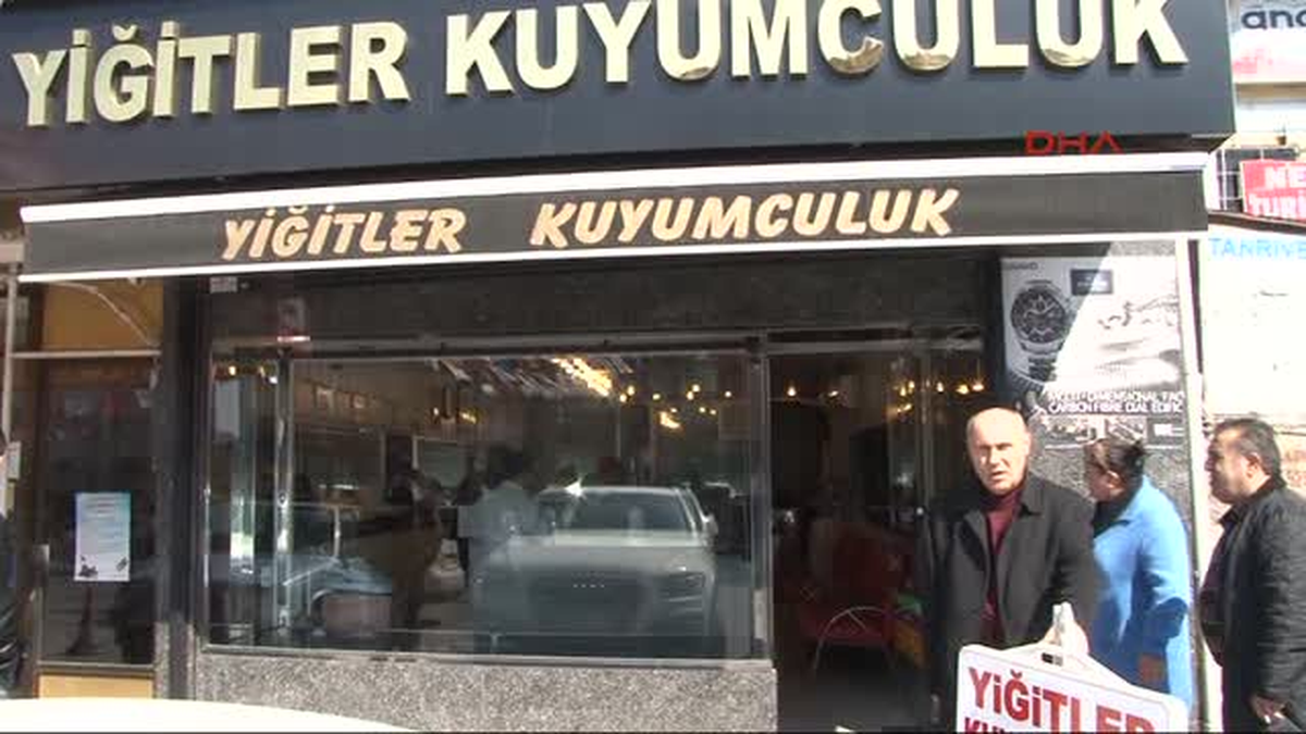 Tünel Kazıp Kuyumcu Soydular