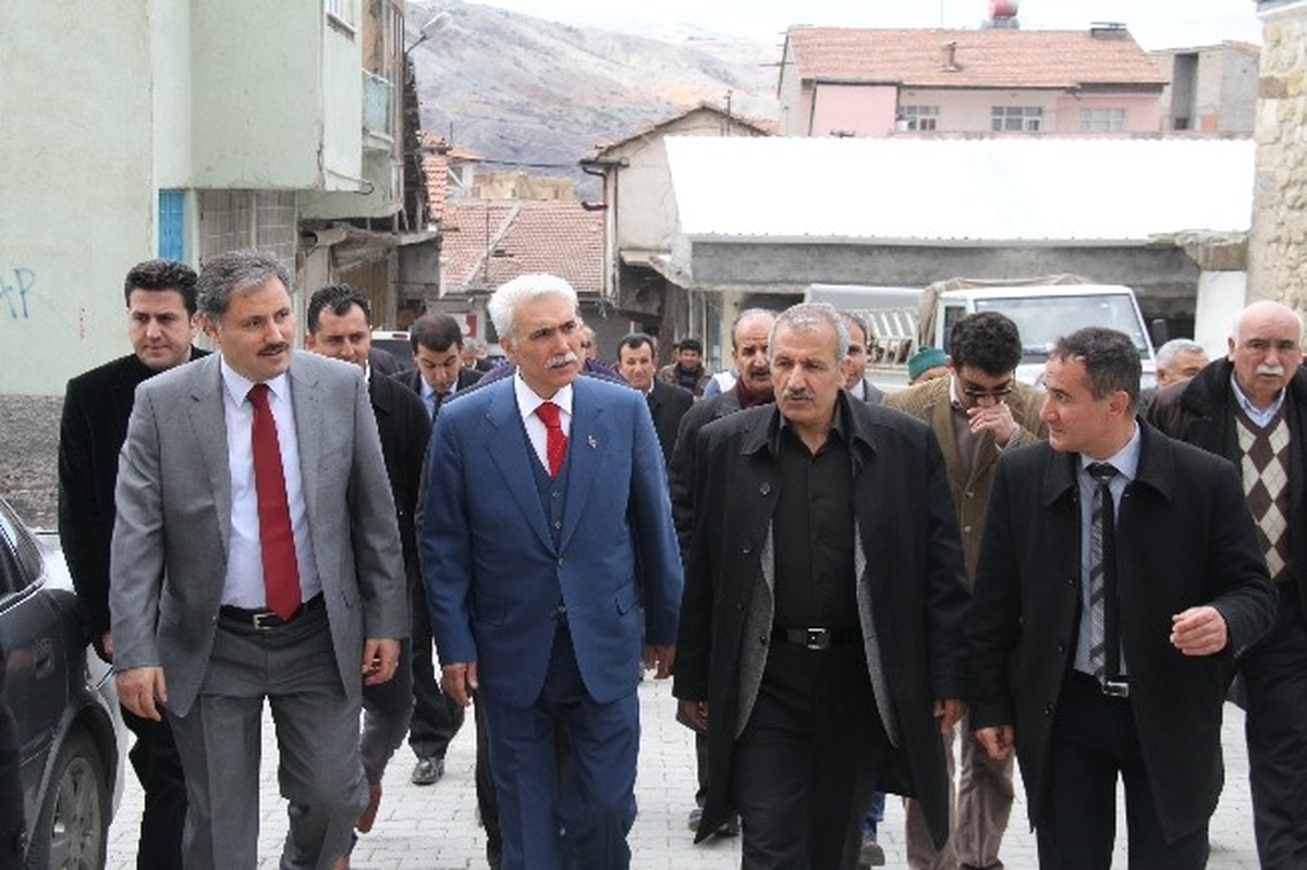 AK Parti\'den Hekimhan Çıkarması