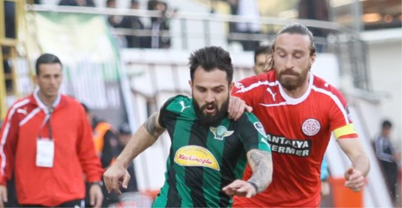 Akhisar Belediyespor, MP Antalyaspor\'la 0-0 Berabere Kaldı