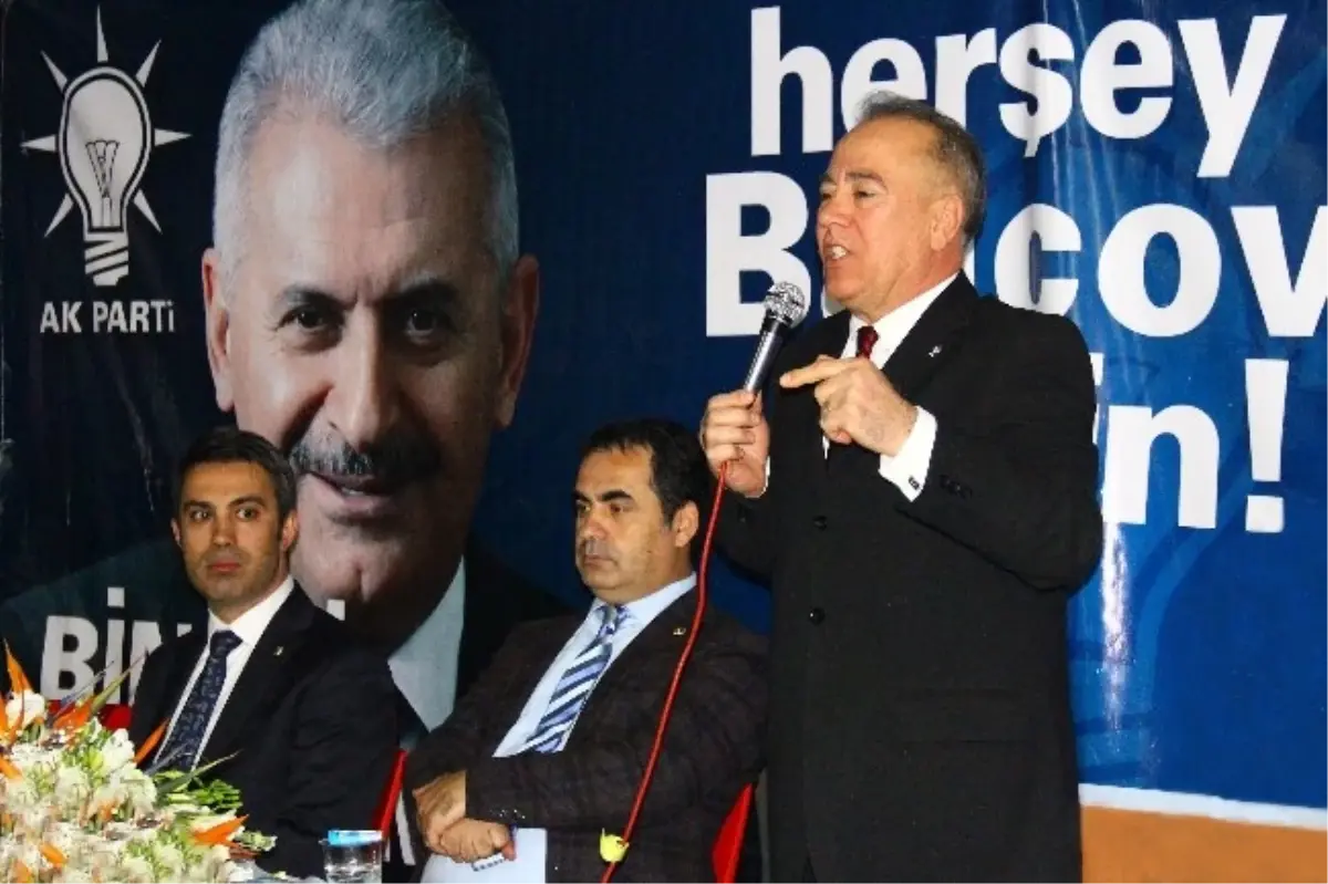 Ali Aşlık ve Hasan Özcan, Doktorların Tıp Bayramını Yerinde Kutladı